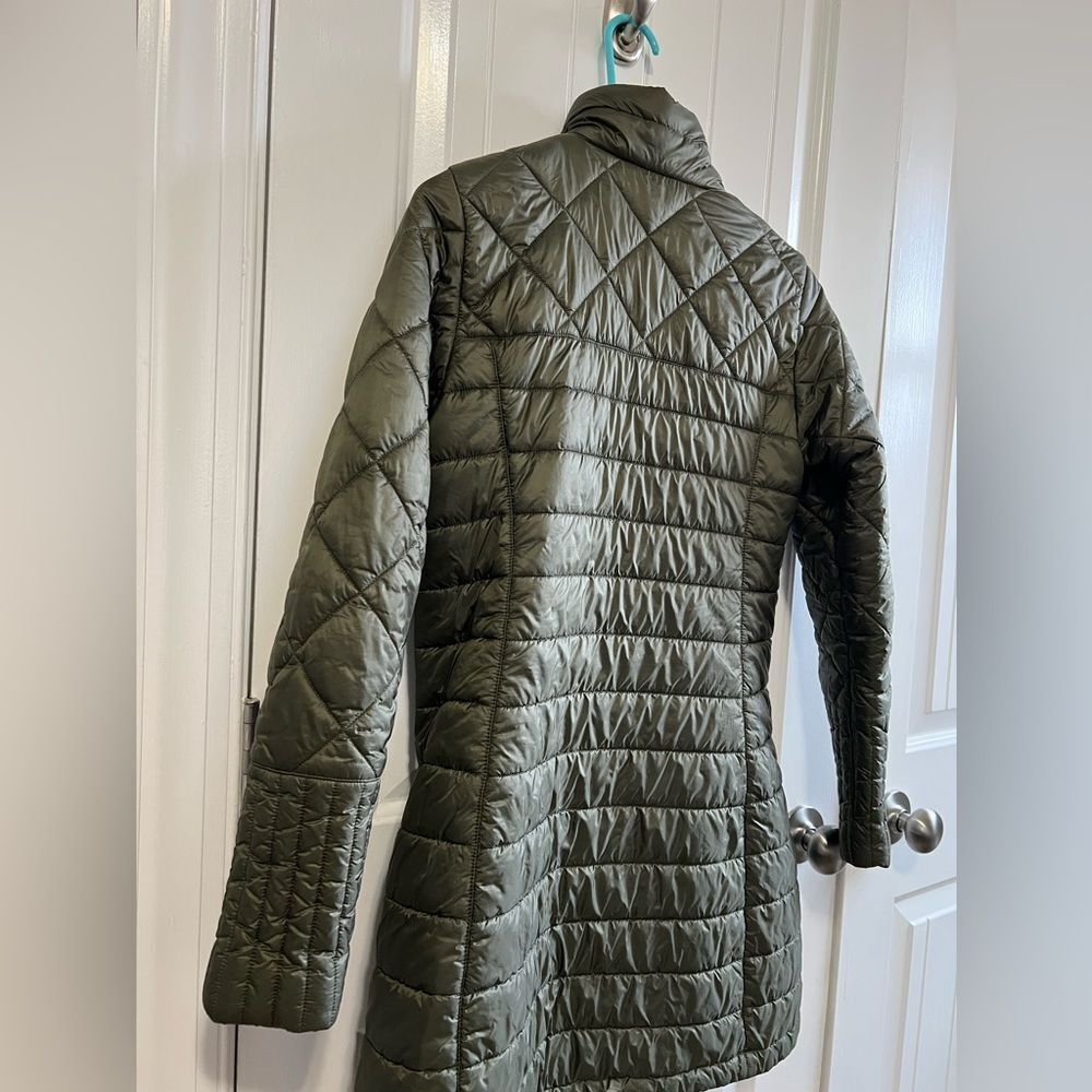Patagonia Radalie Insulated Parka Women’s Coat - Picture 12 of 14